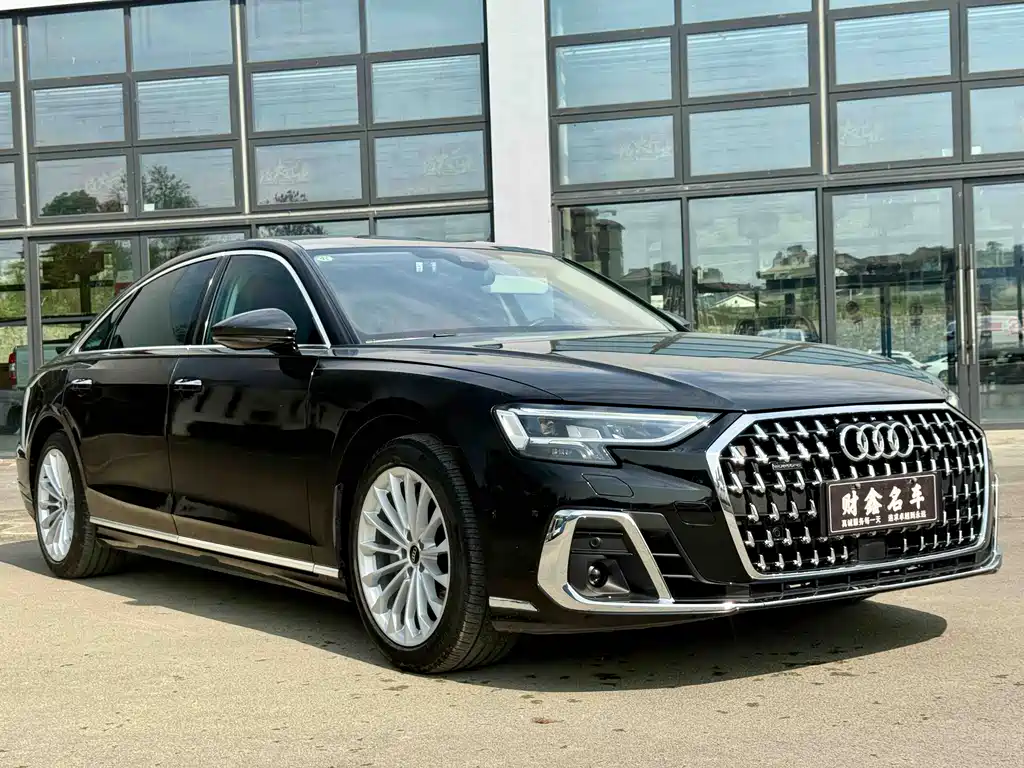 Audi A8 2023 — фото 3
