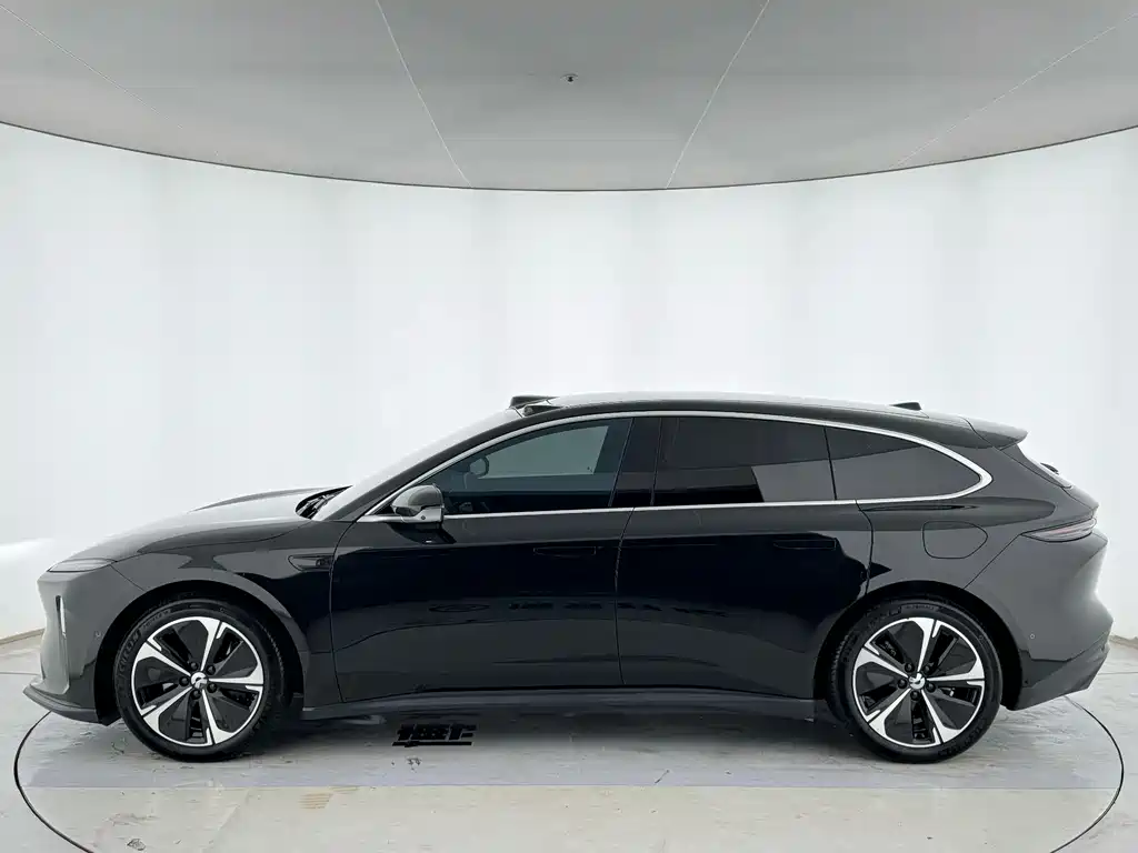 NIO ET5T 2024