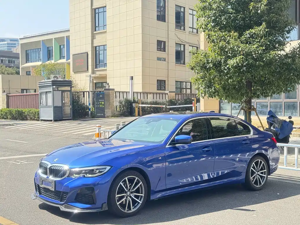 BMW 3 Series 2021