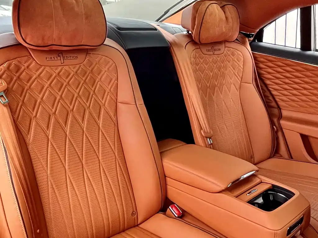 Bentley Flying Spur 2021 — фото 13