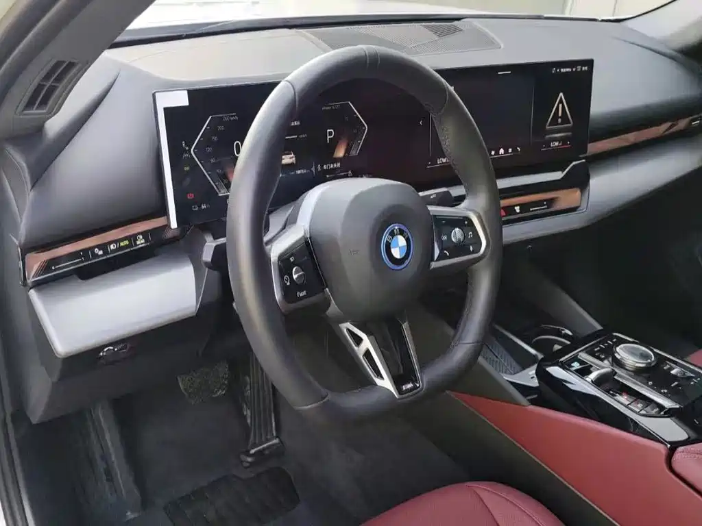 BMW i5 2026 — фото 6