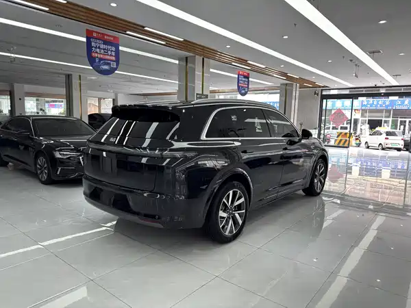 Li Auto L7 2024