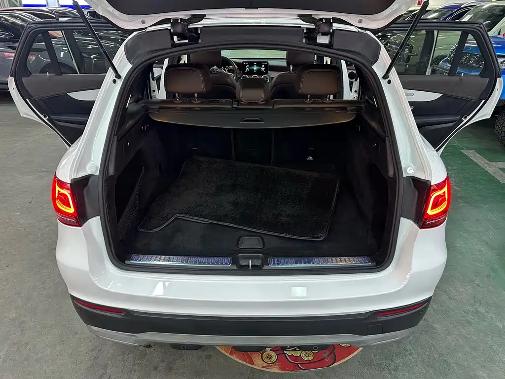 Mercedes-Benz GLC 2021 — фото 16