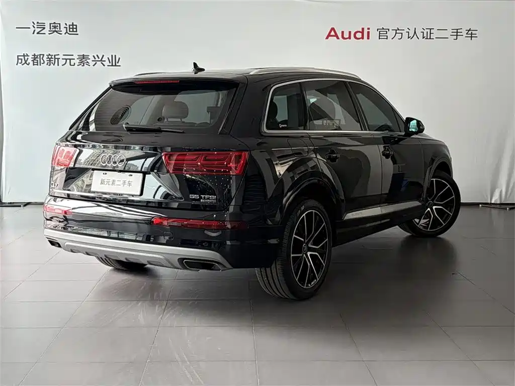 Audi Q7 2019 — фото 4
