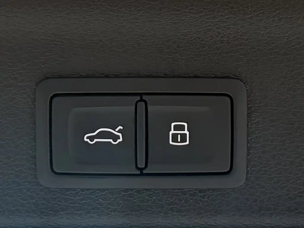 Audi Q3 2023 — фото 25