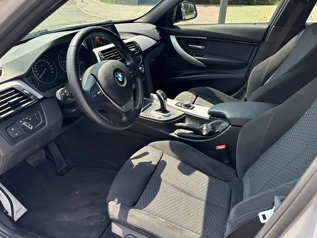 BMW 3 Series 2017