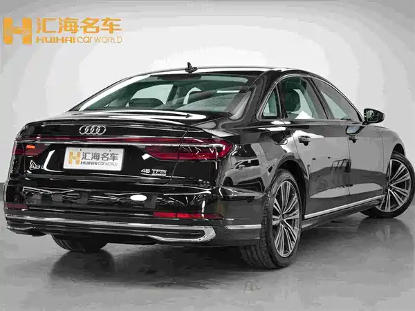 Audi A8 2025