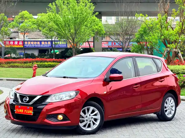 Nissan Tiida 2016