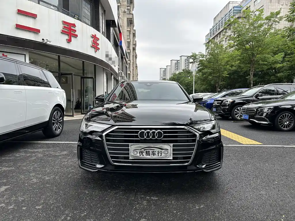 Audi A6L 2022
