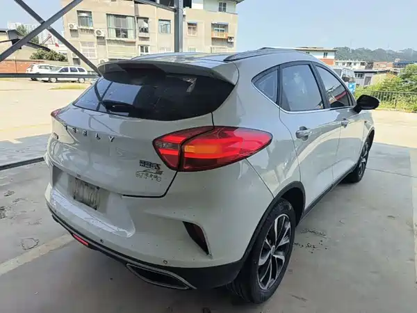 Geely Emgrand GS 2019
