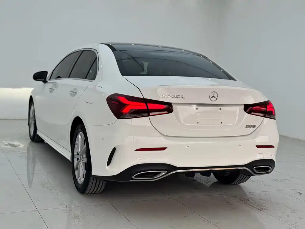 Mercedes-Benz A-Class 2020 — фото 7
