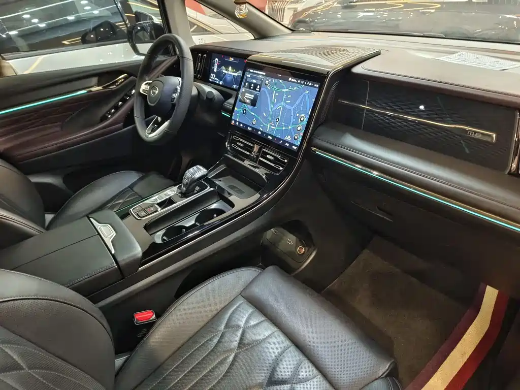 GAC Motor Trumpchi M8 2024 — фото 17