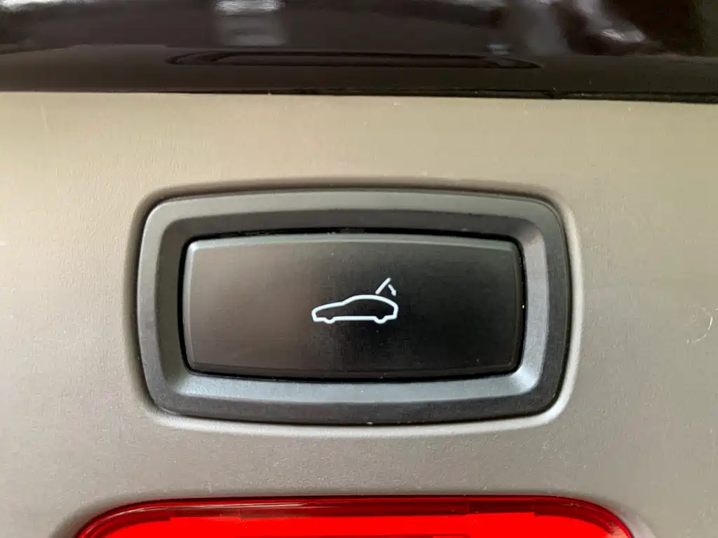 Porsche Cayenne 2015 — фото 14
