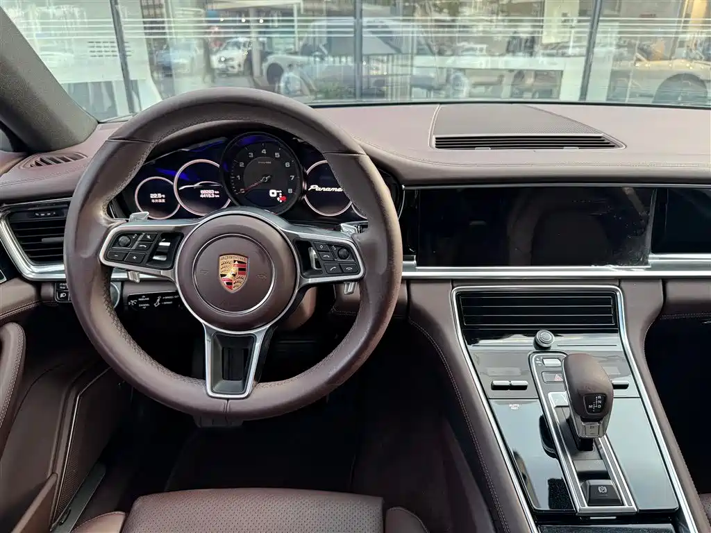 Porsche Panamera 2017 — фото 4