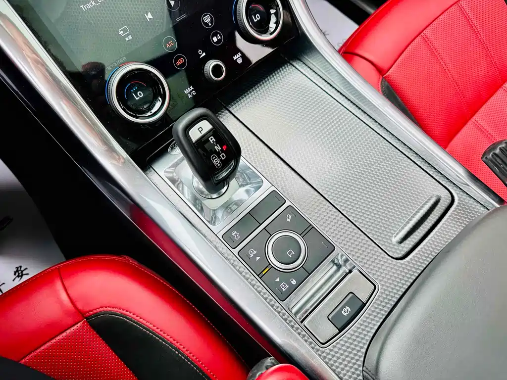 Land Rover Sport 2020 — фото 9