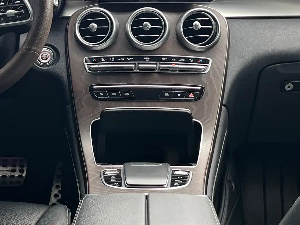 Mercedes-Benz GLC 2020 — фото 13
