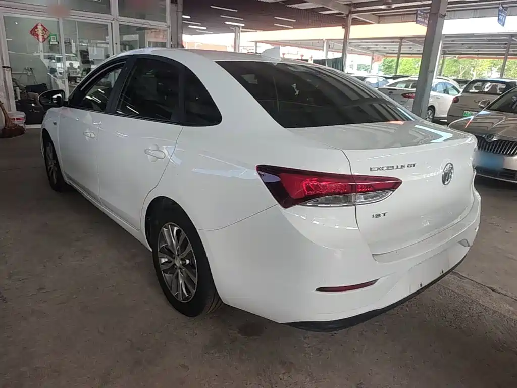Buick Excelle 2019