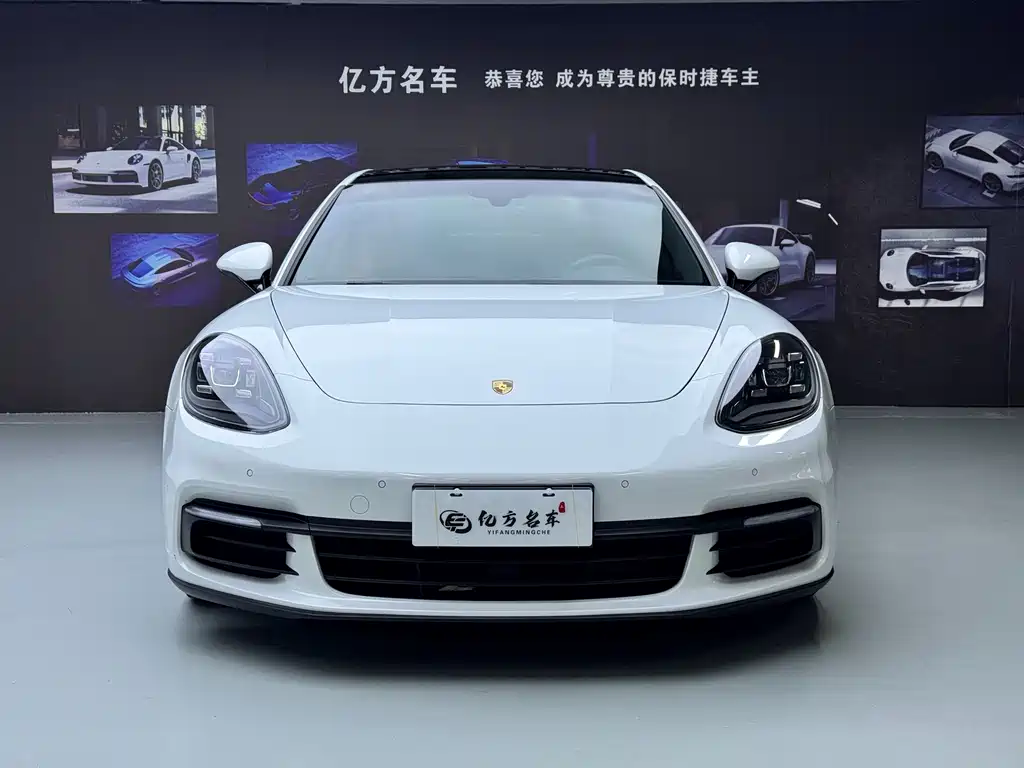 Porsche Panamera 2017 — фото 2