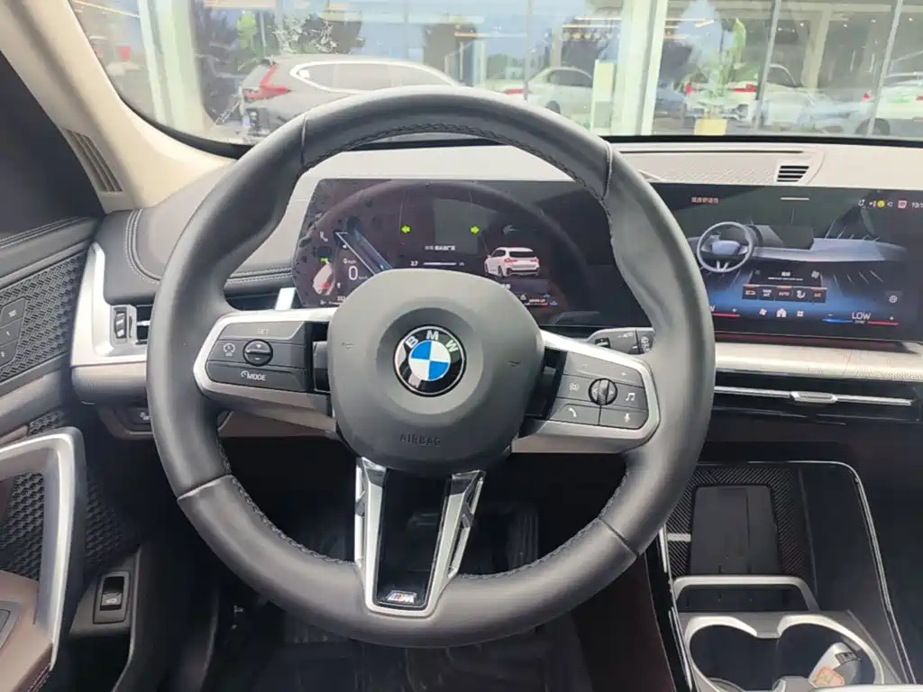 BMW X1 2025 — фото 11