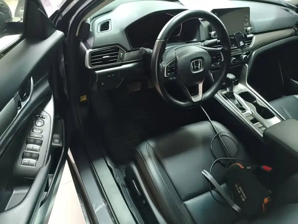Honda Accord 2021 — фото 16