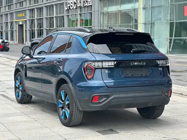Lynk & Co 01 2018