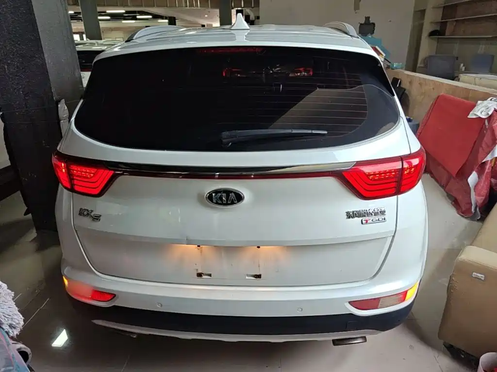 Kia KX5 2016 — фото 6