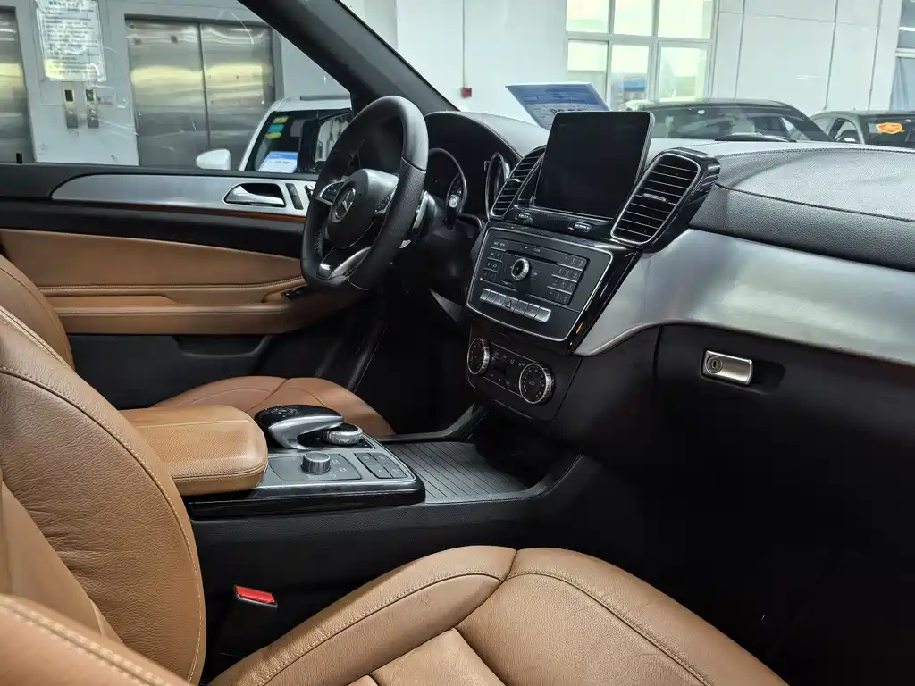 Mercedes-Benz GLE 2017