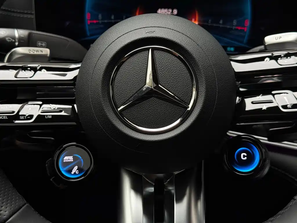Mercedes-Benz AMG GT 2026 — фото 8