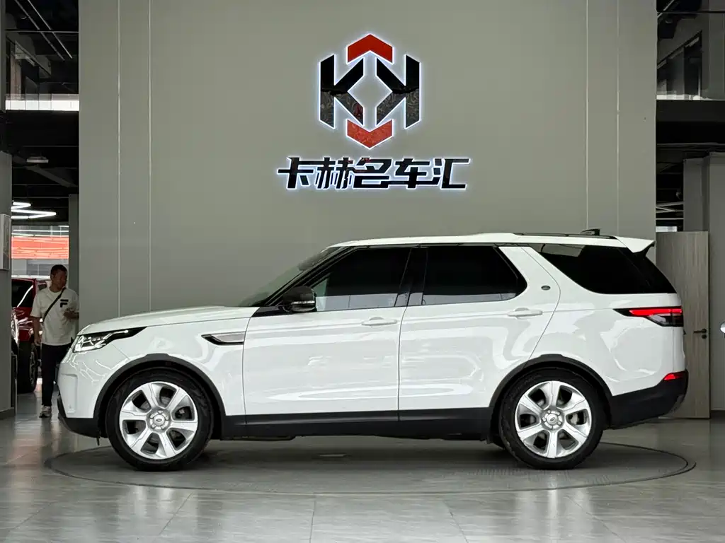Land Rover Discovery 2019