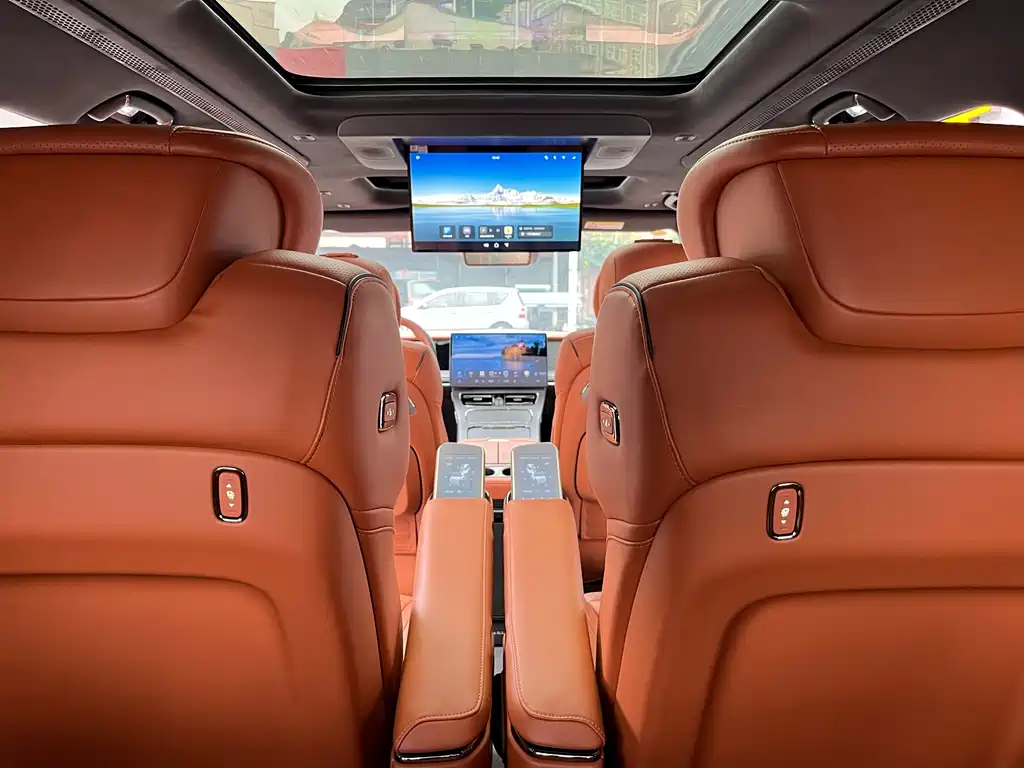 GAC Motor Xiangwang M8 2025 — фото 19