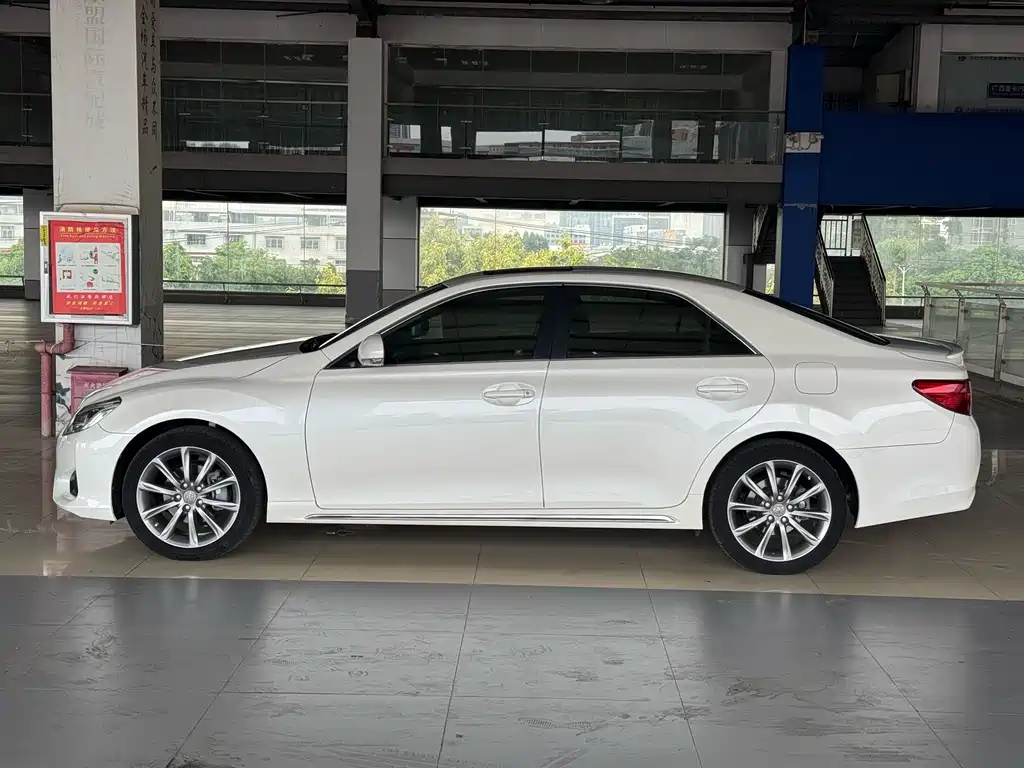 Toyota Reiz 2017