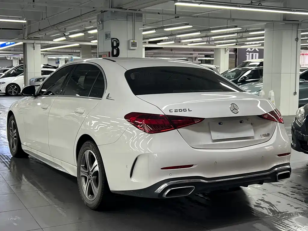 Mercedes-Benz C-Class 2022 — фото 17