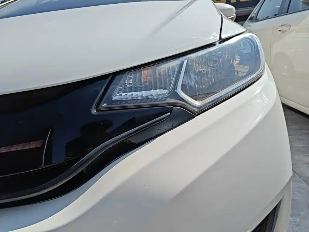 Honda Fit 2016 — фото 24