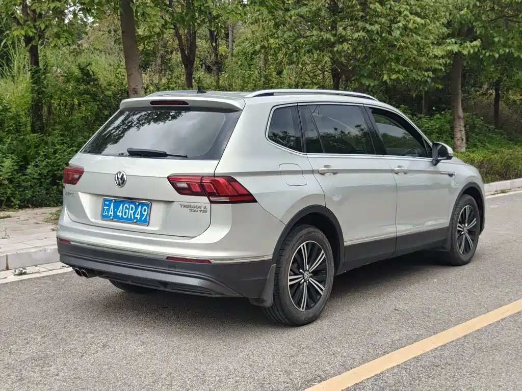 Volkswagen Tiguan L 2019 — фото 8