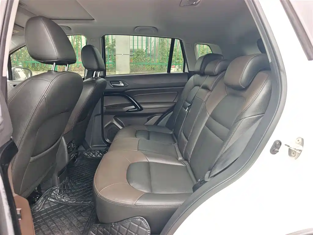 GAC Motor Trumpchi GS4 2018 — фото 13