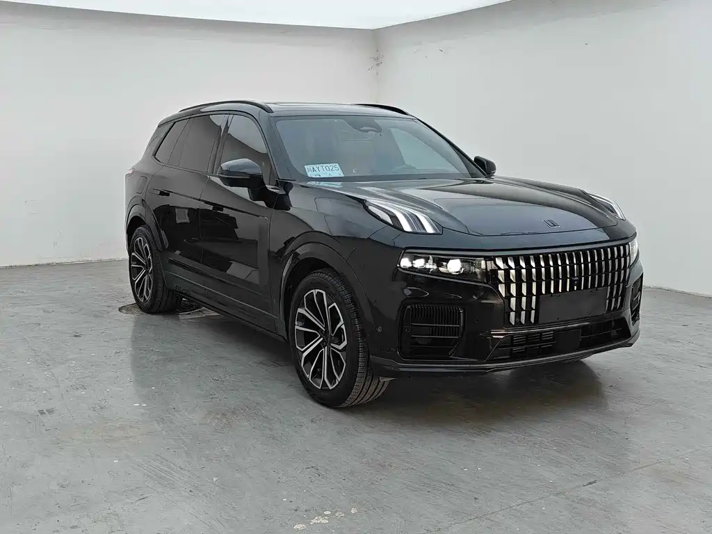 Lynk & Co 09 EM-P 2023 — фото 3