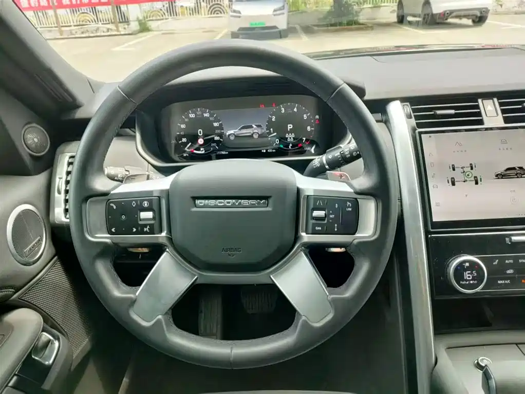 Land Rover Discovery 2025 — фото 16