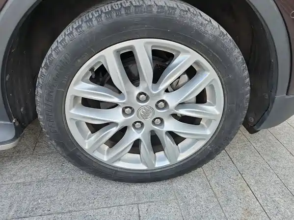 Buick Envision Plus 2018