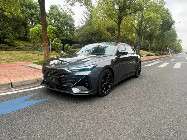 Changan UNI-V 2022