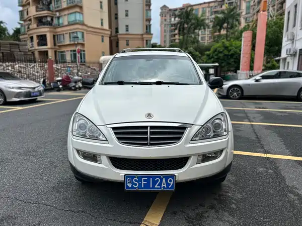 Ssangyong Enjoy 2011