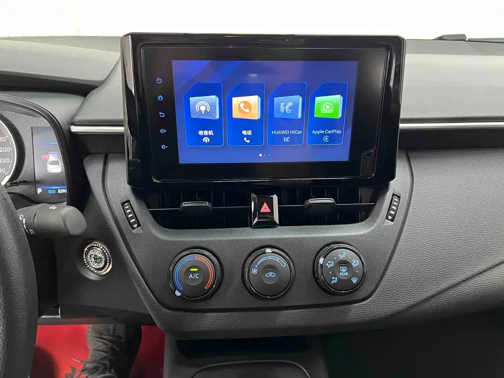 Toyota Corolla 2023 — фото 12