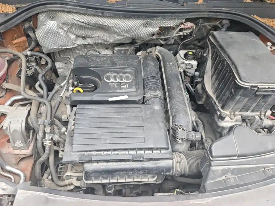 Audi Q3 2014 — фото 10