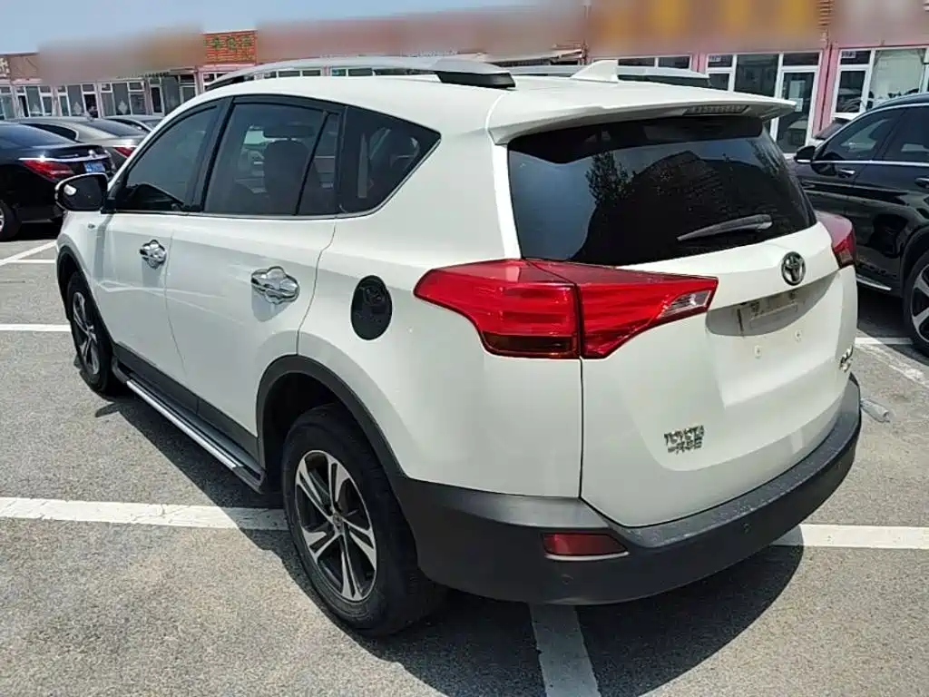 Toyota RAV4 2016
