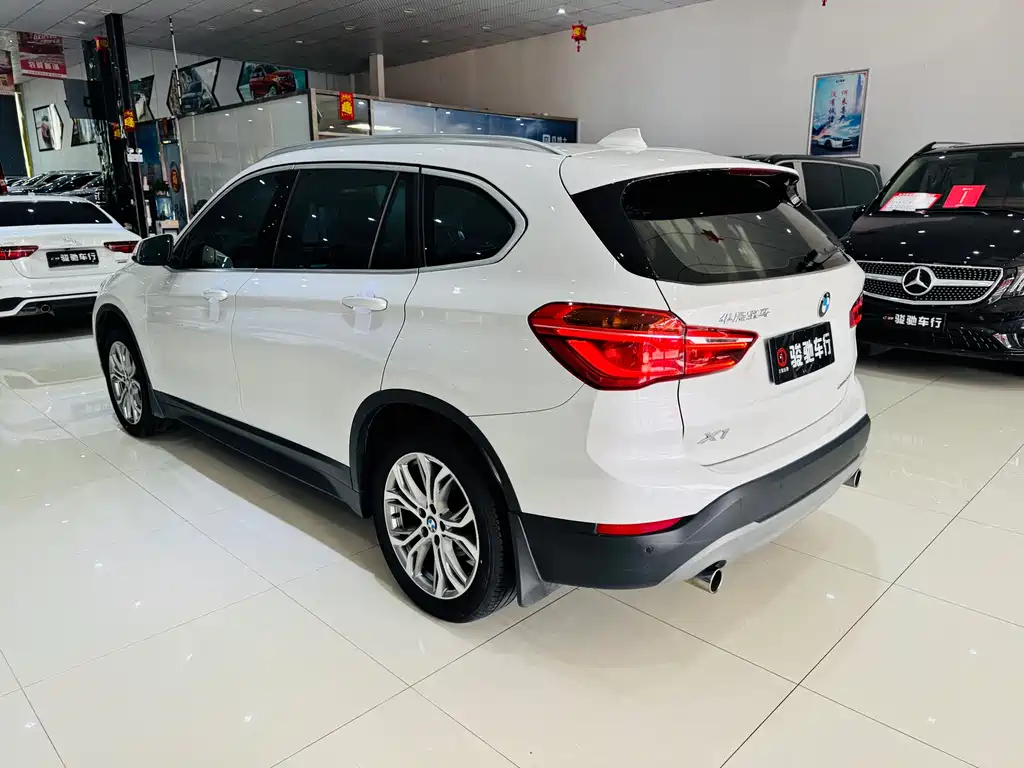 BMW X1 2019 — фото 9