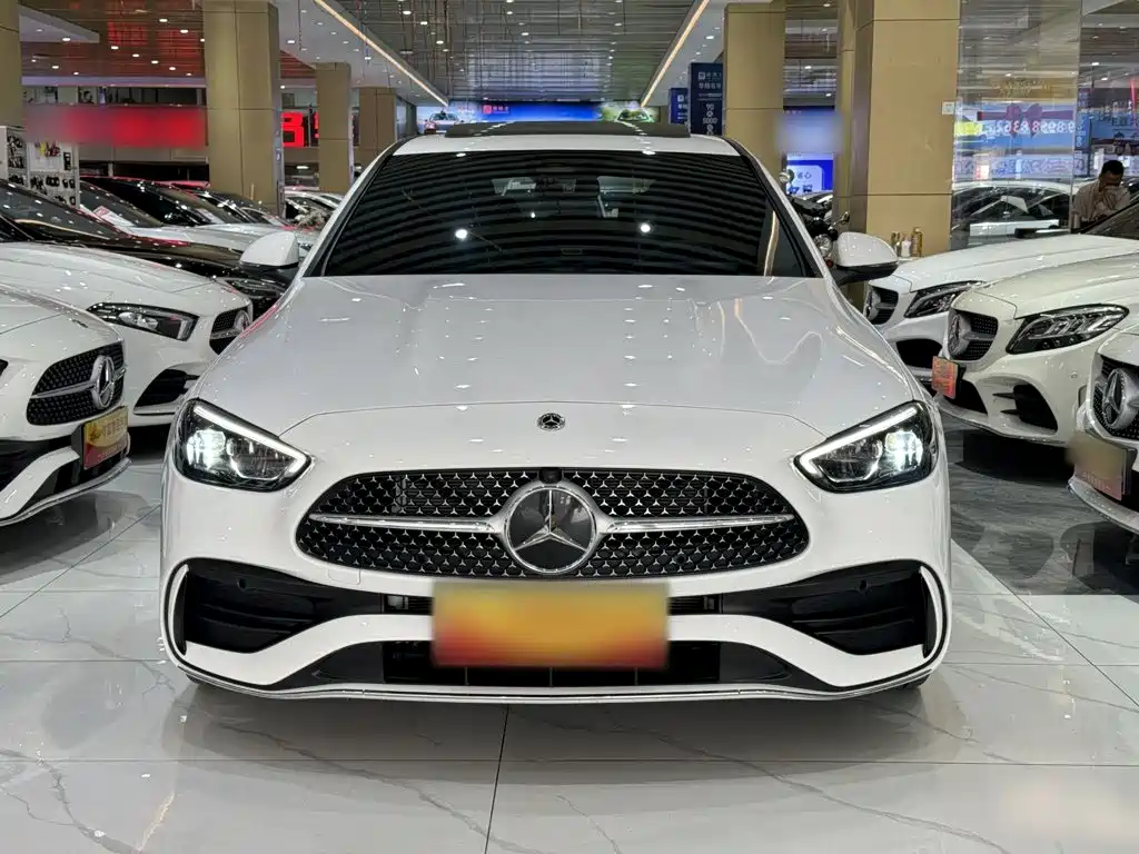 Mercedes-Benz C-Class 2024
