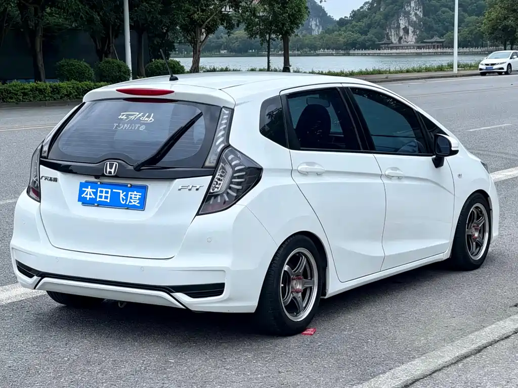 Honda Fit 2019 — фото 4