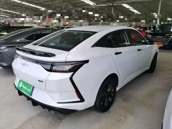 Dongfeng Yixuan 2022