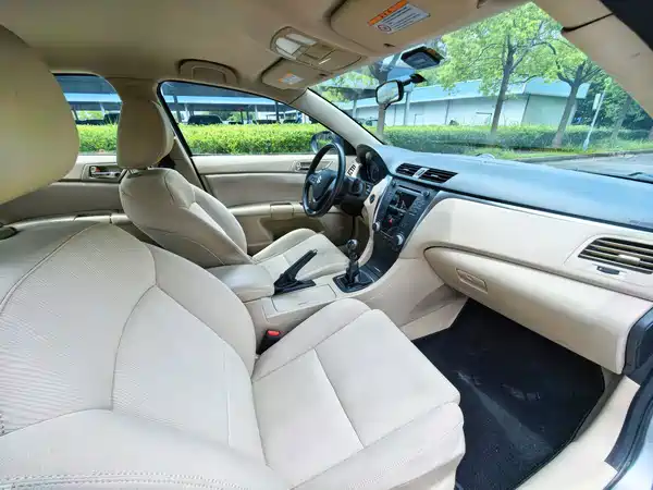 Suzuki Kizashi 2014