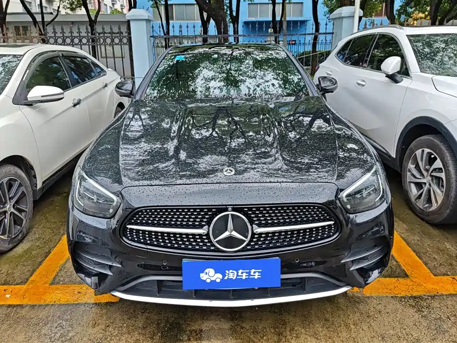 Mercedes-Benz E-Class 2021