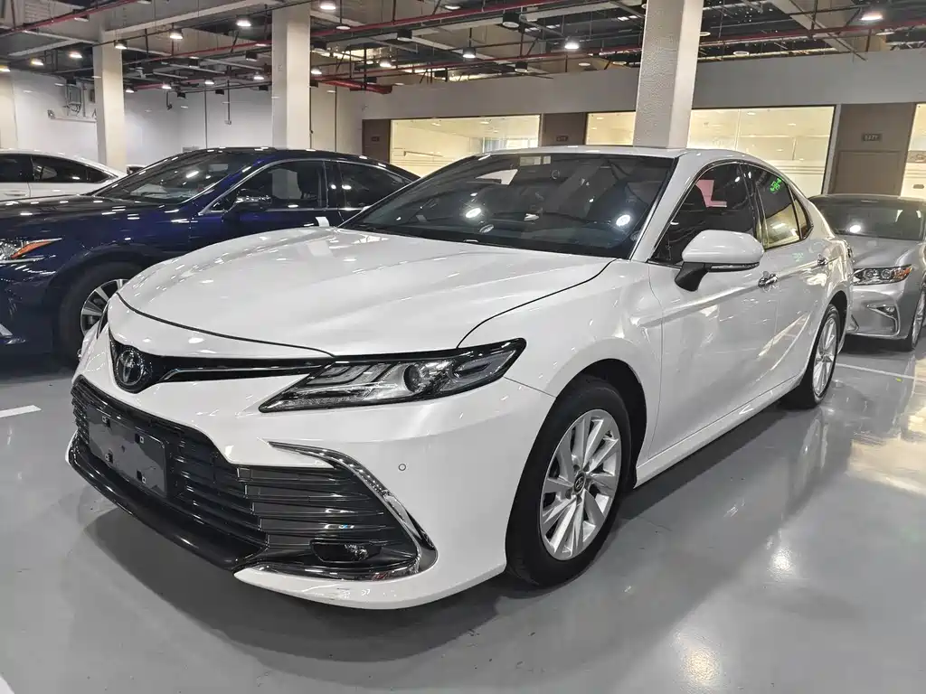 Toyota Camry 2023